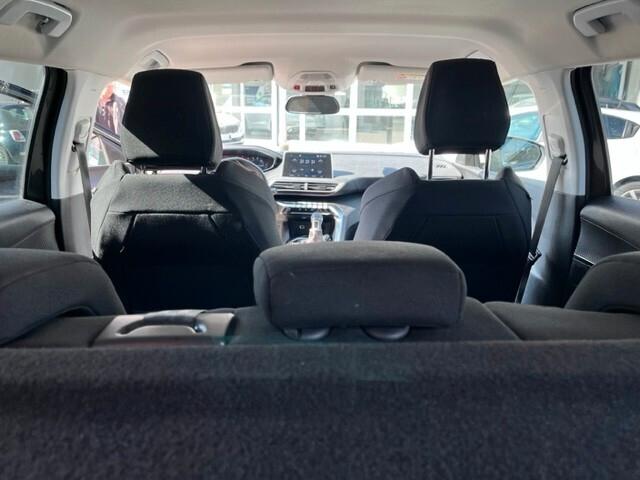 Peugeot 3008 BlueHDi 130 S&S Business