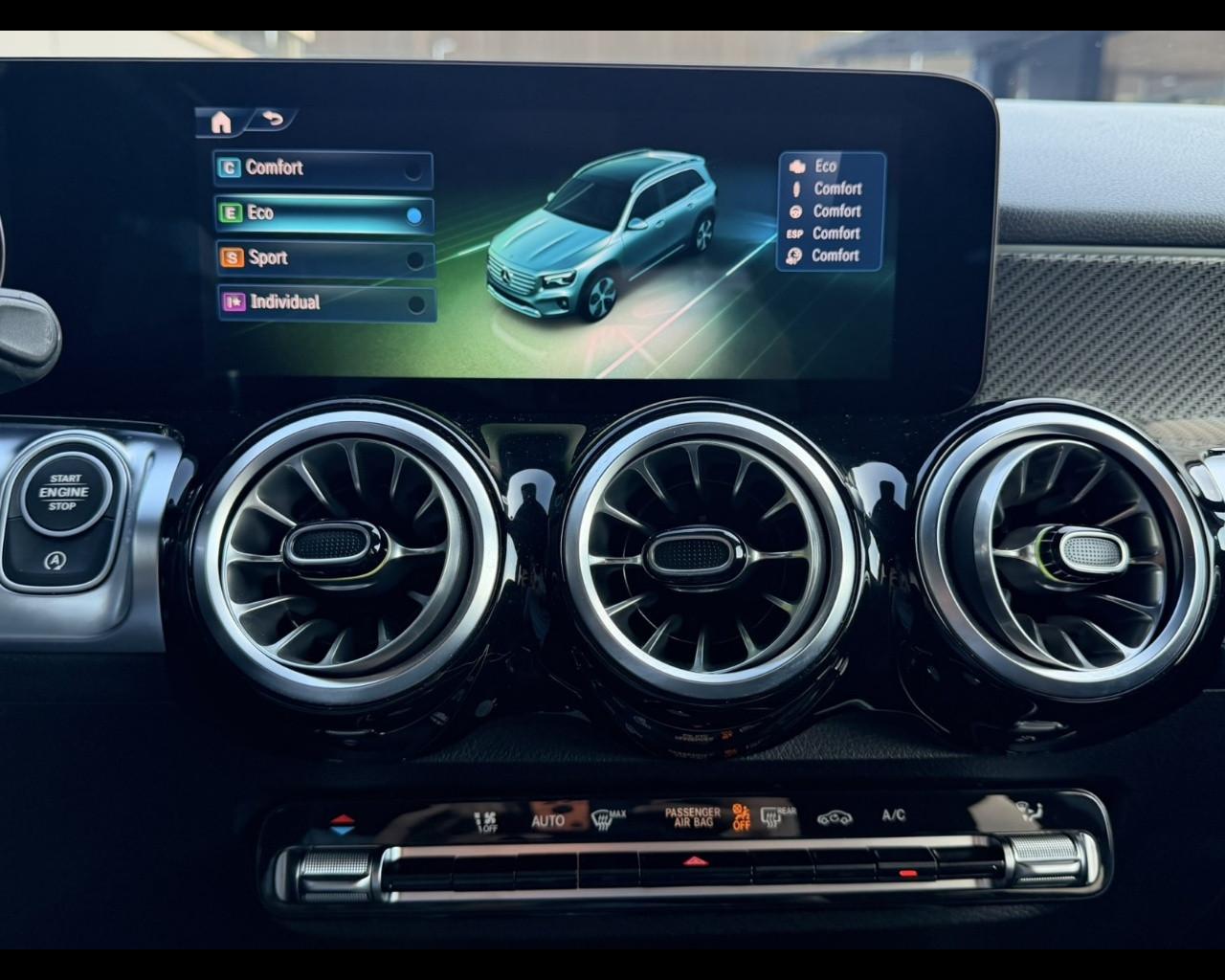 Mercedes-Benz GLB (X247) - GLB 200 d Automatic AMG Line Premium