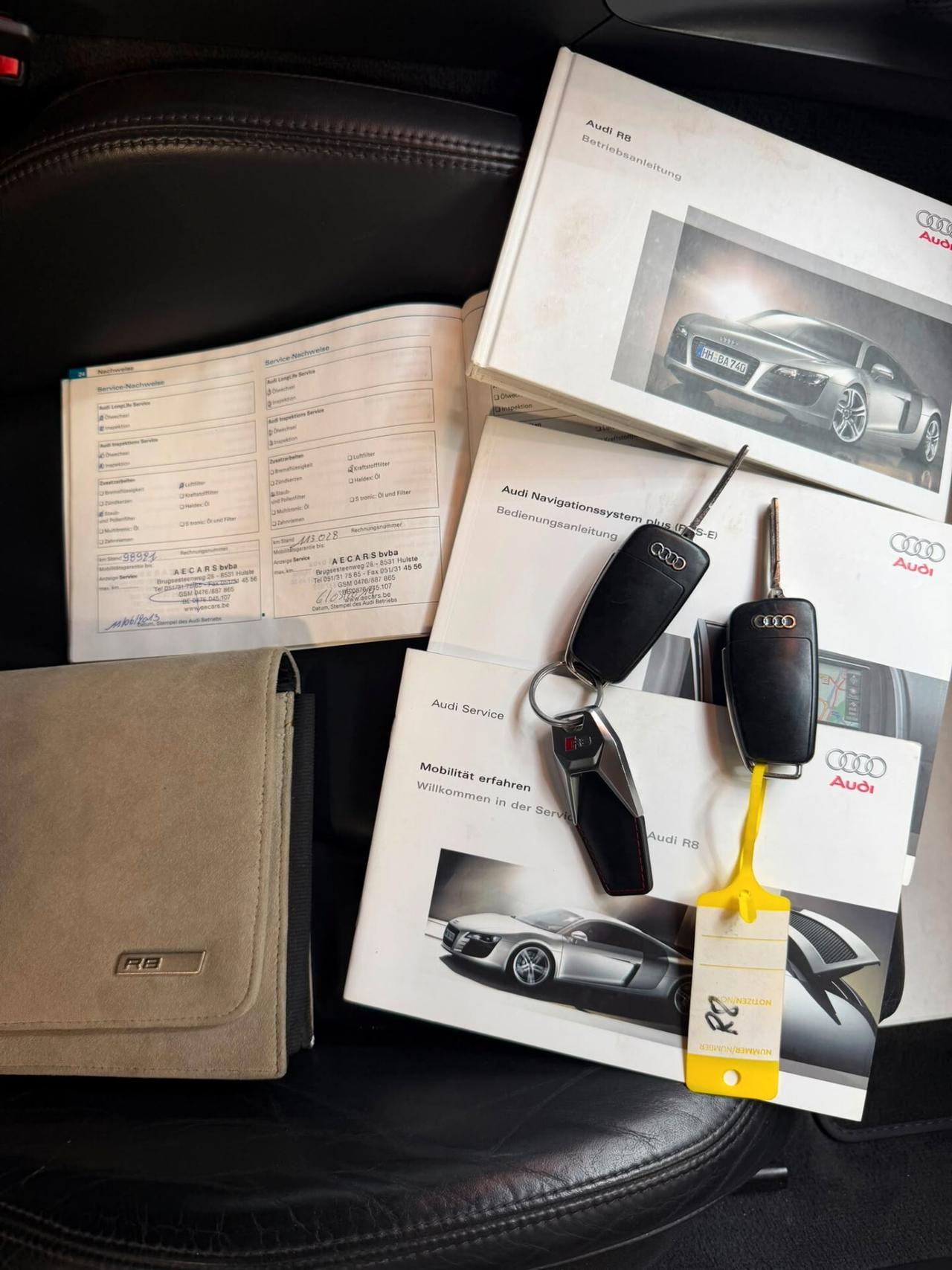 Audi R8 4.2 V8 FSI quattro R tronic
