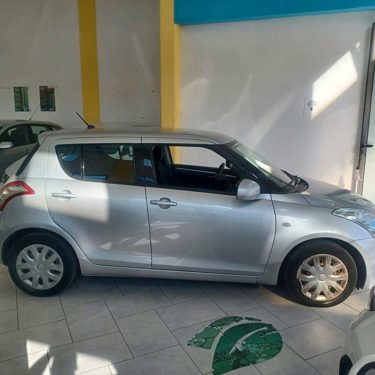 80.568KM SWIFT 1.2 NEOPATENTATI PERFETTA