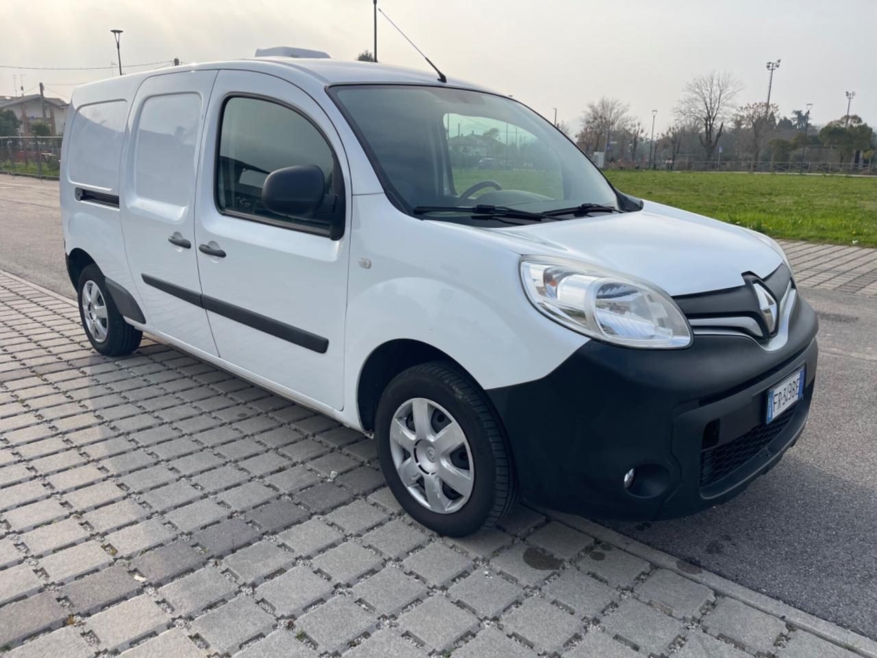 Renault Kangoo 1.5 dCi 110CV EDC 4p. Express Maxi Energy Ice