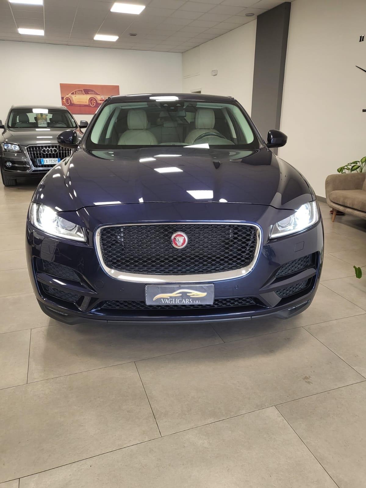 Jaguar F-Pace 2.0 D 180 CV AWD aut. Prestige