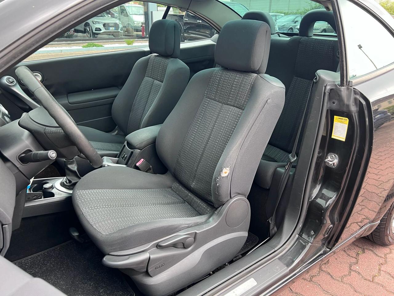 Renault Megane Mégane C-C 1.6 16V Privilège