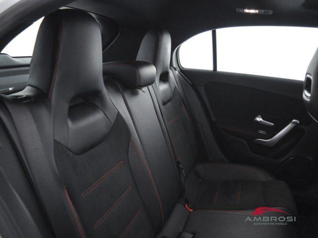 MERCEDES-BENZ A 220 220 d Automatic Premium