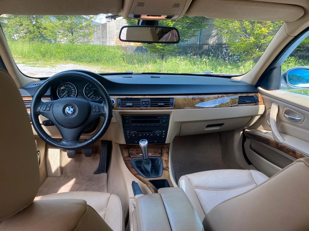 Bmw 325 325i cat Touring Attiva