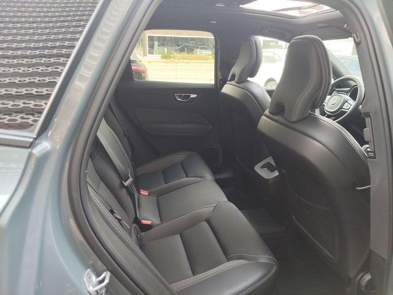 Volvo XC60 XC60 B4 Geartronic R-design