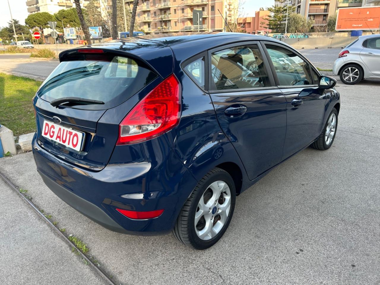 Ford Fiesta 1.4 TDCi 70 cavalli 5 porte 2012