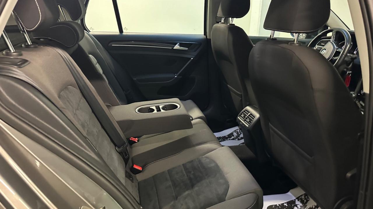 Volkswagen Golf 2.0 TDI 5p. Highline BlueMotion.o.k. neopatentati