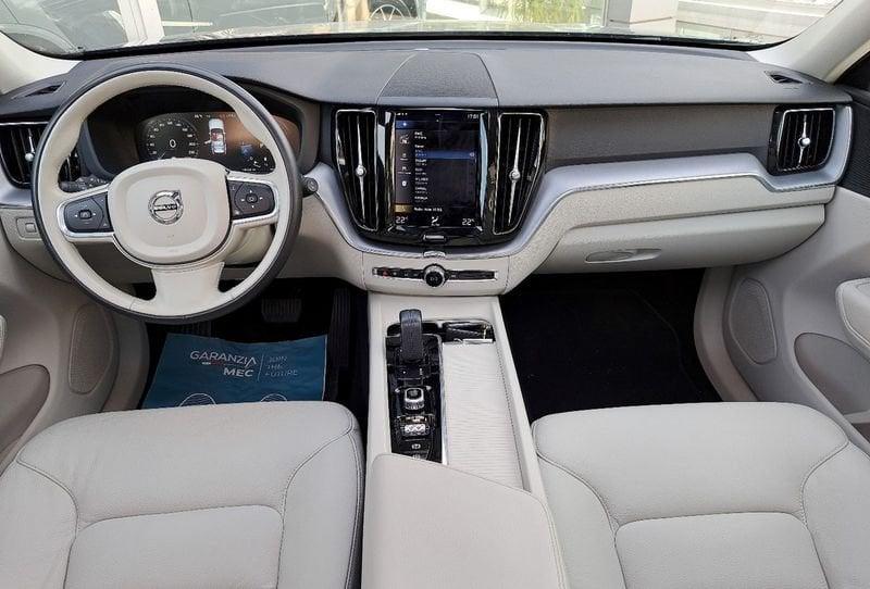 Volvo XC60 B4 AWD Geartronic Momentum