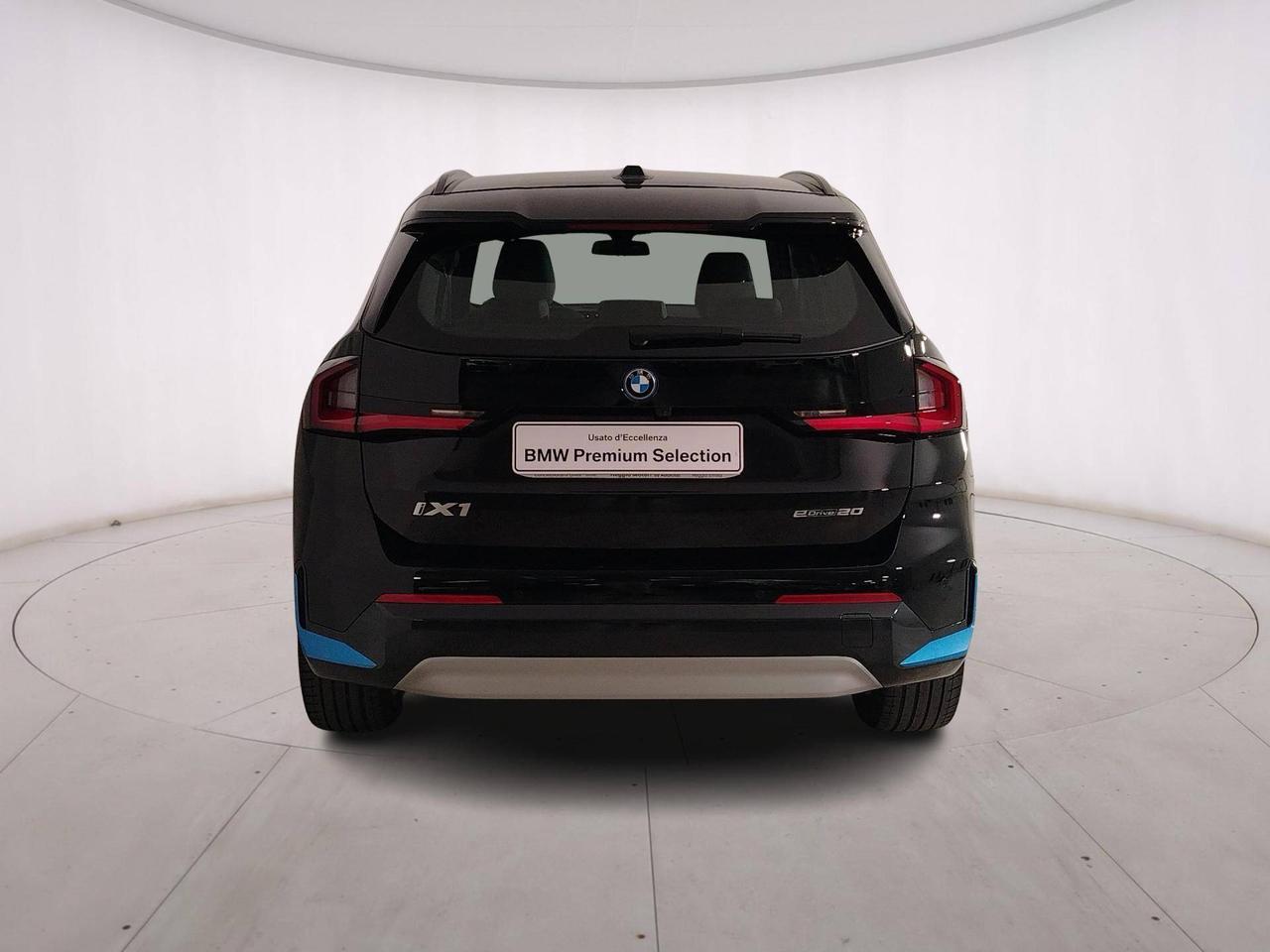 BMW X1 iX1 eDrive20 xLine