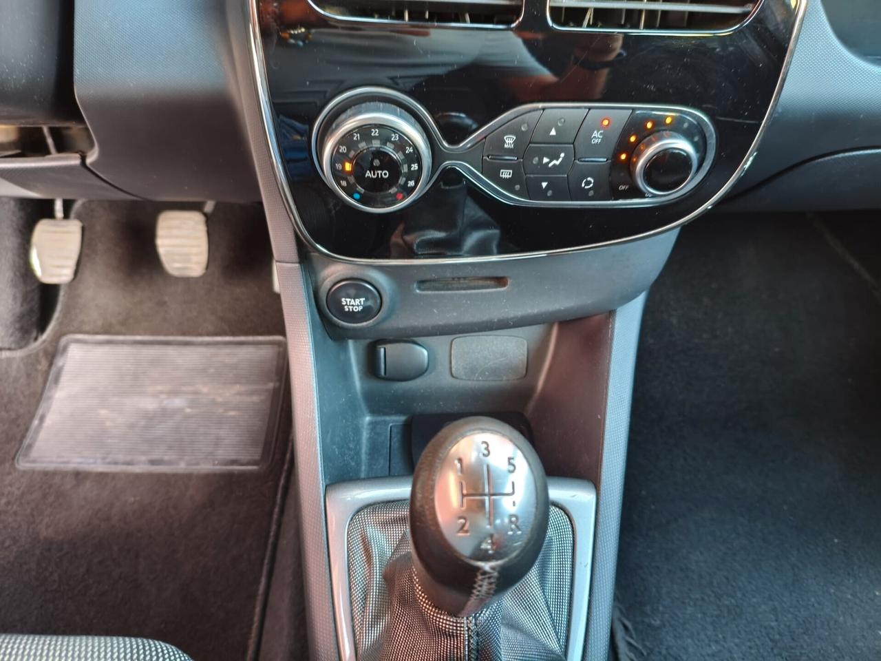 Renault Clio 1.5 dCi 8V 75CV 5 porte Costume National