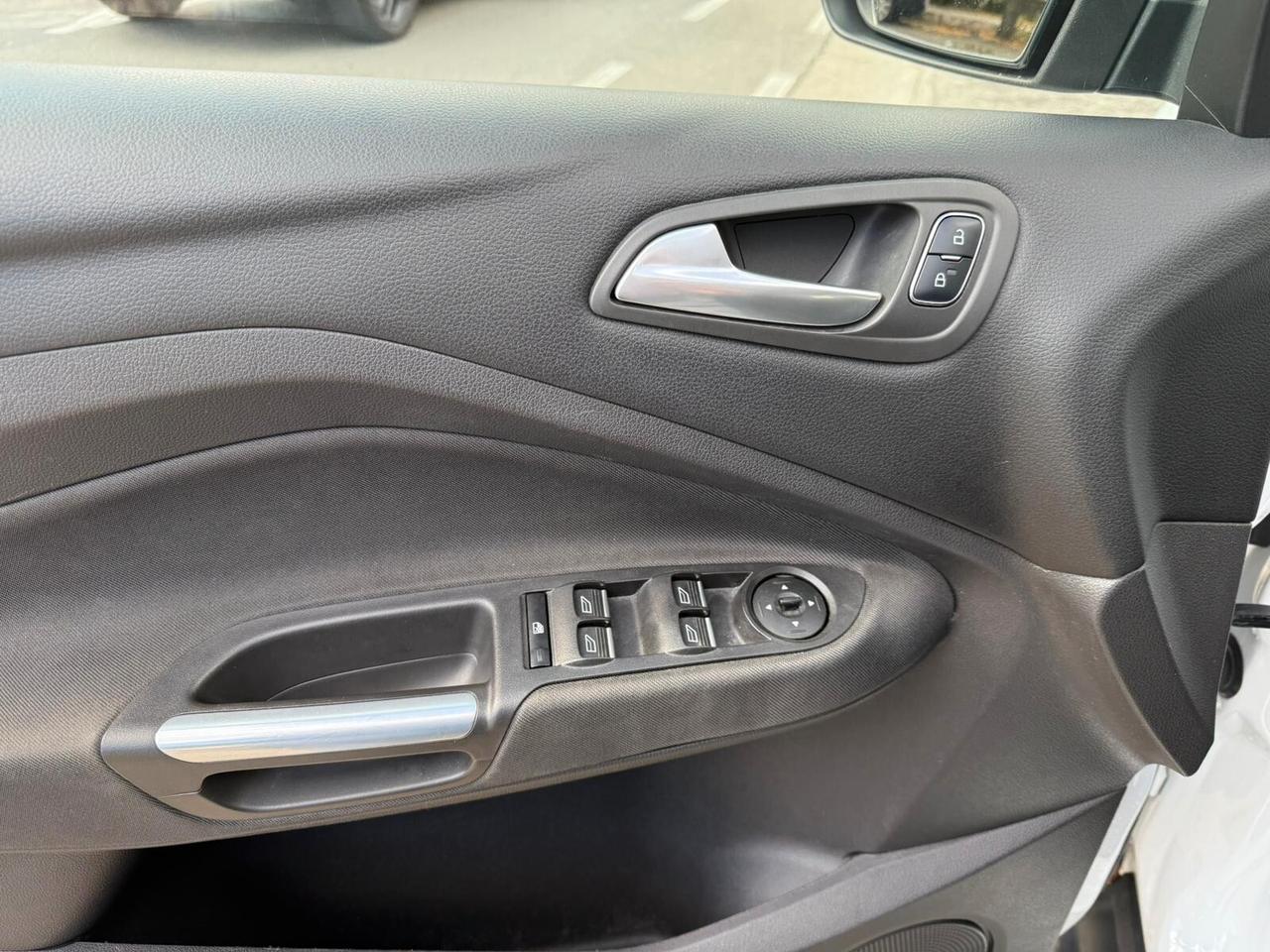 FORD C-MAX 1,5 TDCI 95 CV TITANIUM MAN 5P