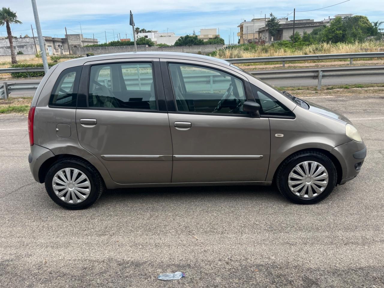 Lancia MUSA 1.3 Multijet 16V Oro 2005