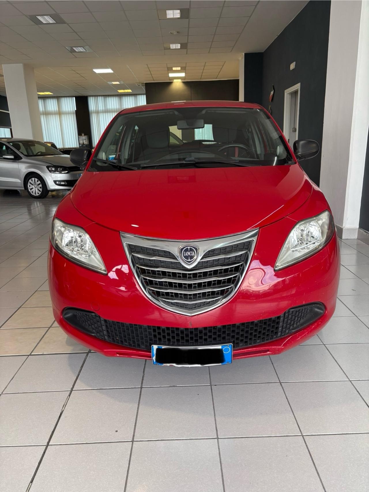 Lancia Ypsilon 1.2 69 CV 5 porte S&S Platinum