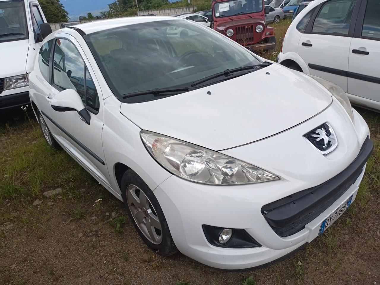 Peugeot 207 1.4 HDi 70CV 3p. X Line GPL