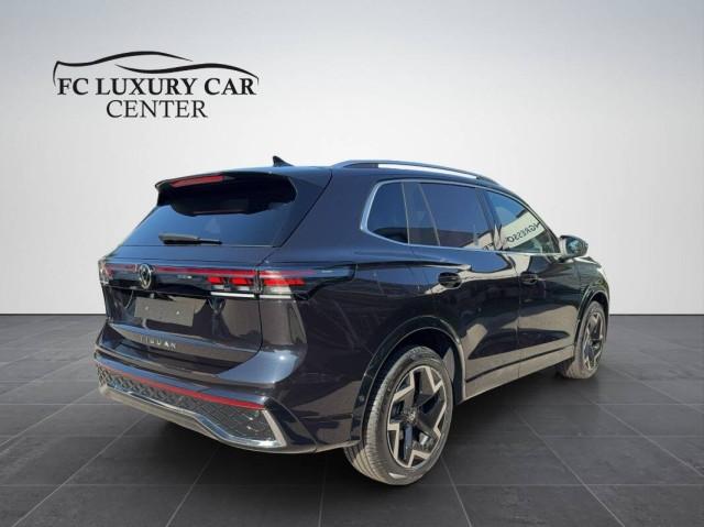 Volkswagen Tiguan 2.0 tdi R-Line 150cv dsg PREZZO E.IVA