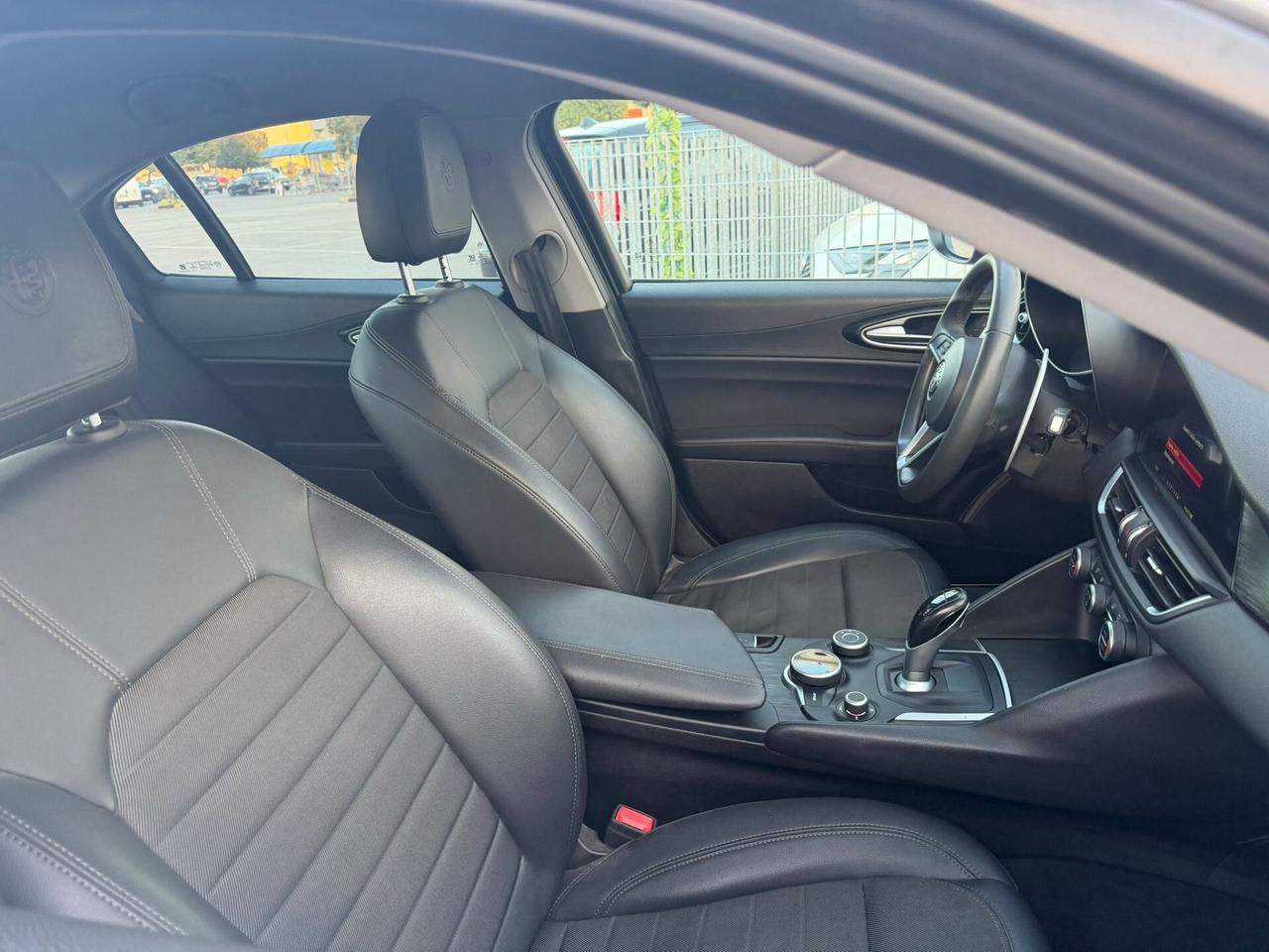 Alfa Romeo Giulia 2.2 180 CV AT8 Sport garanzia12