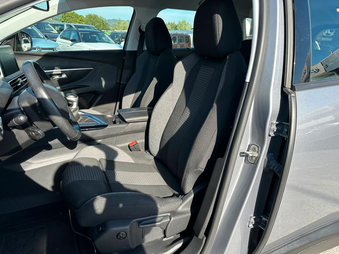 Peugeot 5008 BlueHDi 130 S&S Allure