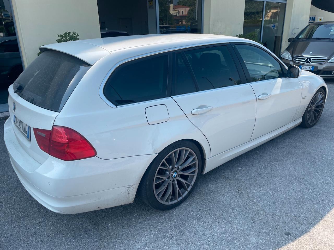 Bmw 318 318d 2.0 143CV cat Touring Attiva