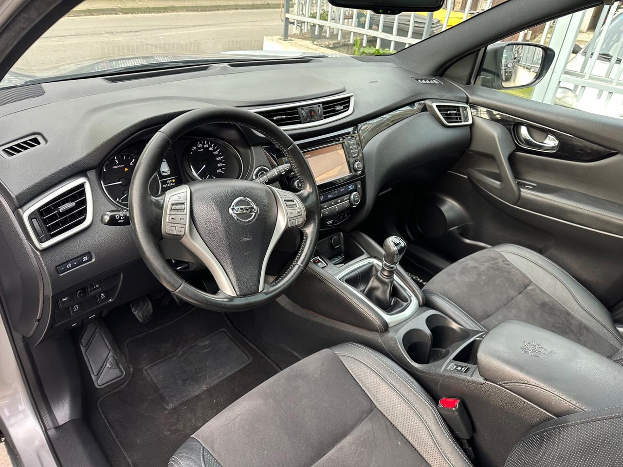 Nissan Qashqai 1.5 dCi N-Connecta