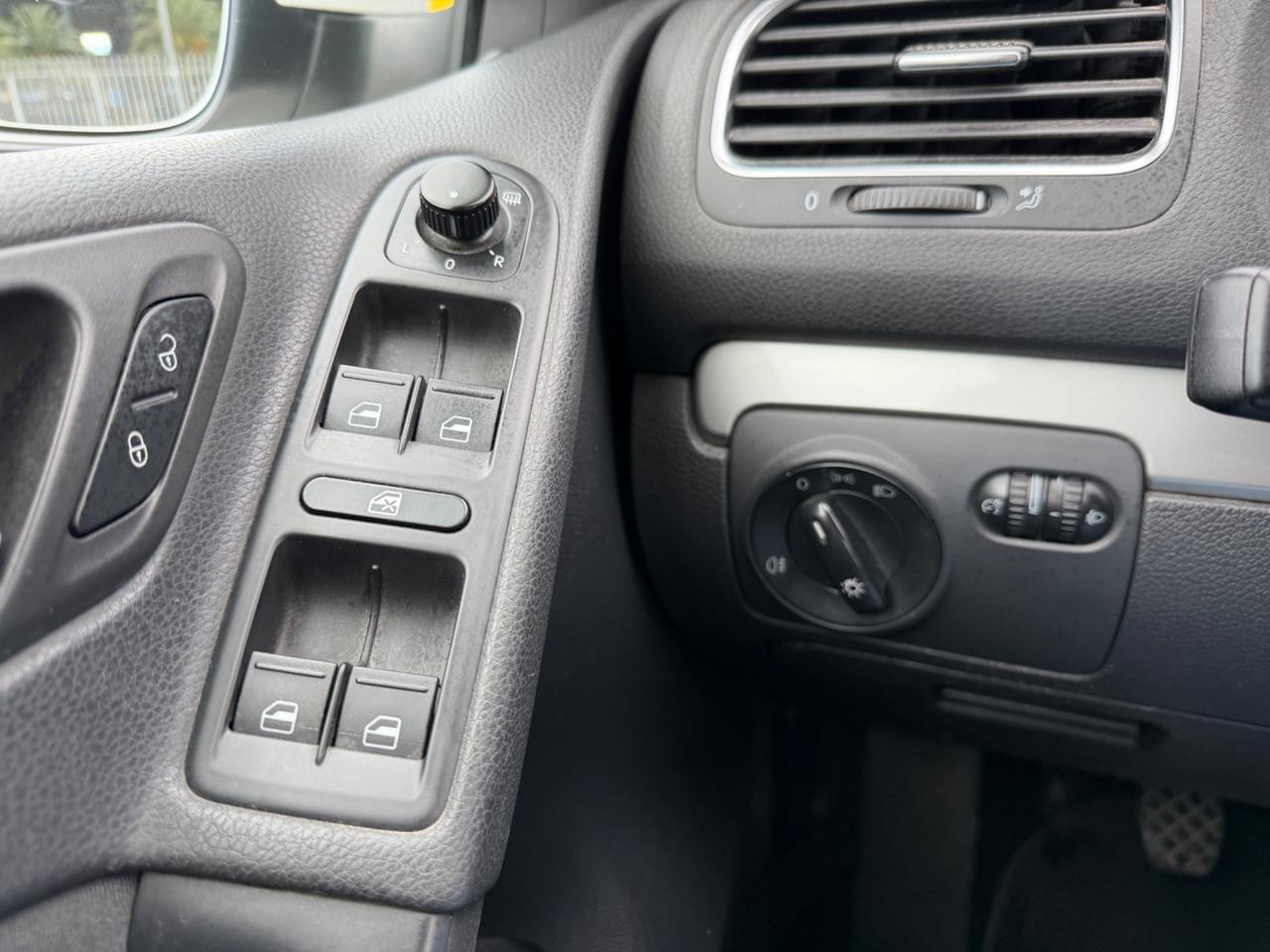 Volkswagen Golf 1.4 5p. United