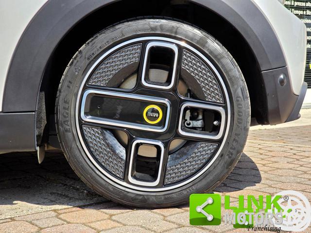 MINI Cooper SE Cabrio F57 All-Electric Cabrio auto 1 of 999 184cv