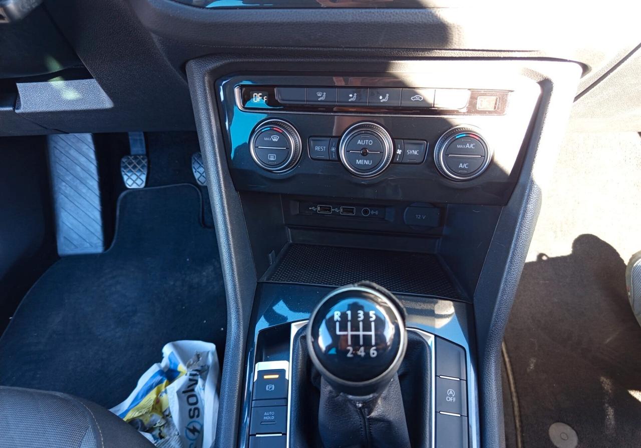 Volkswagen Tiguan 1.6 TDI SCR Sport BlueMotion Technology