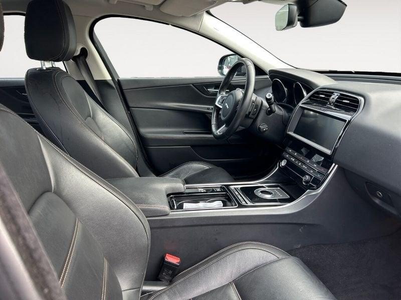 Jaguar XE (X760) 2.0 D 180 CV AWD aut. Portfolio