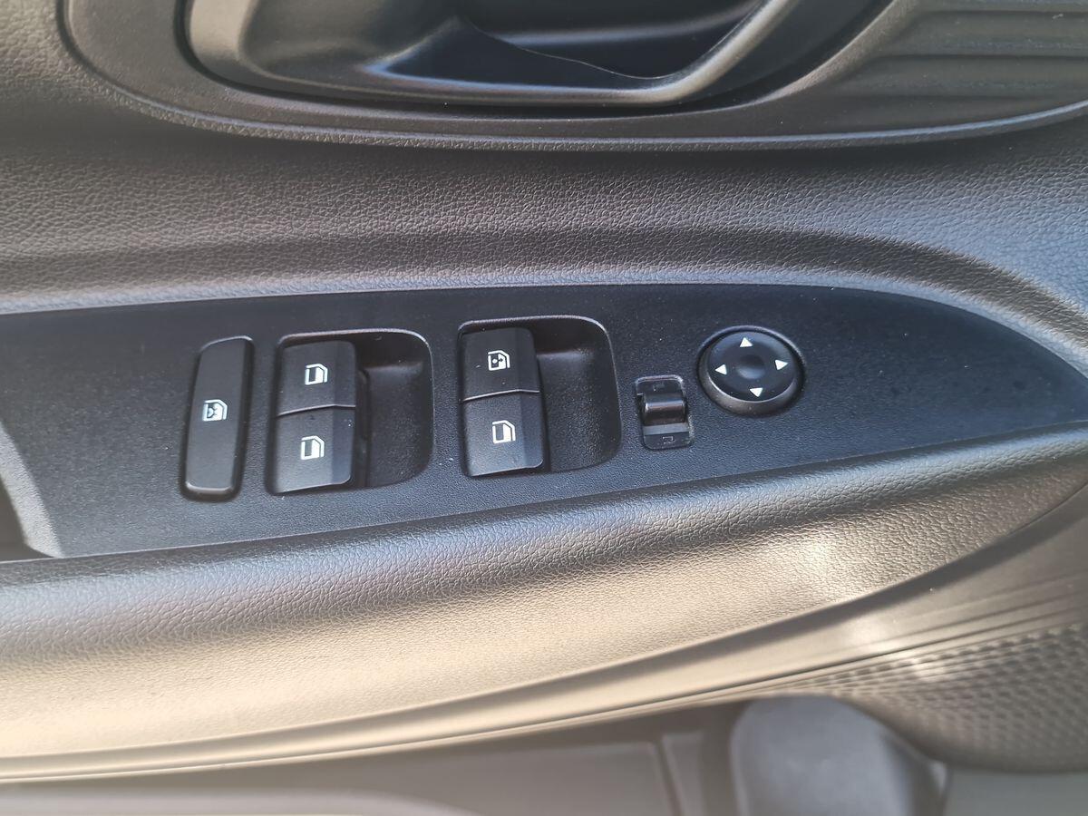 HYUNDAI I20 1.2 TGDI 48V CONNECTLINE