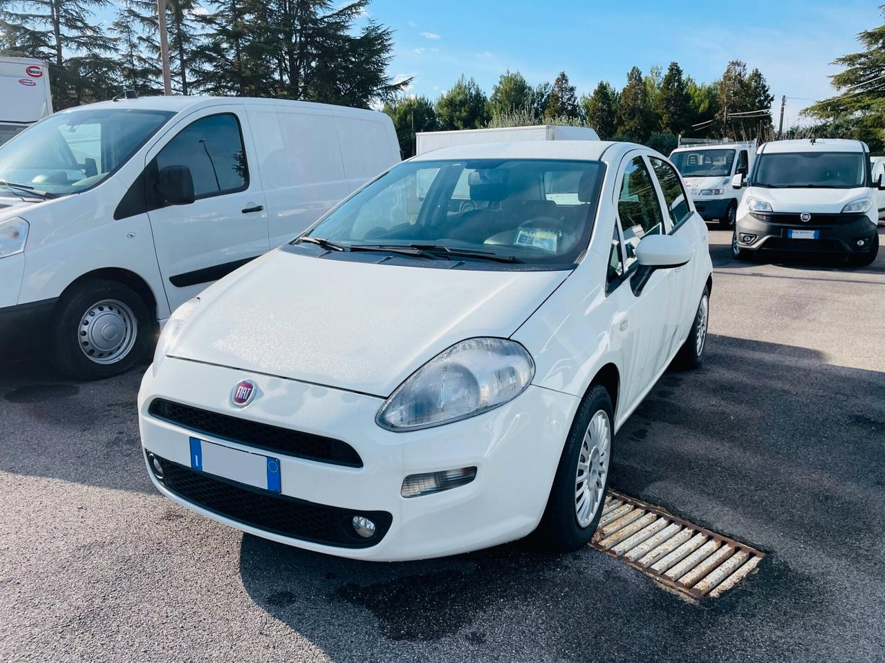 Fiat Punto 1.3 MJT 75CV 5 porte N1 4 posti PER NEOPATENTATI