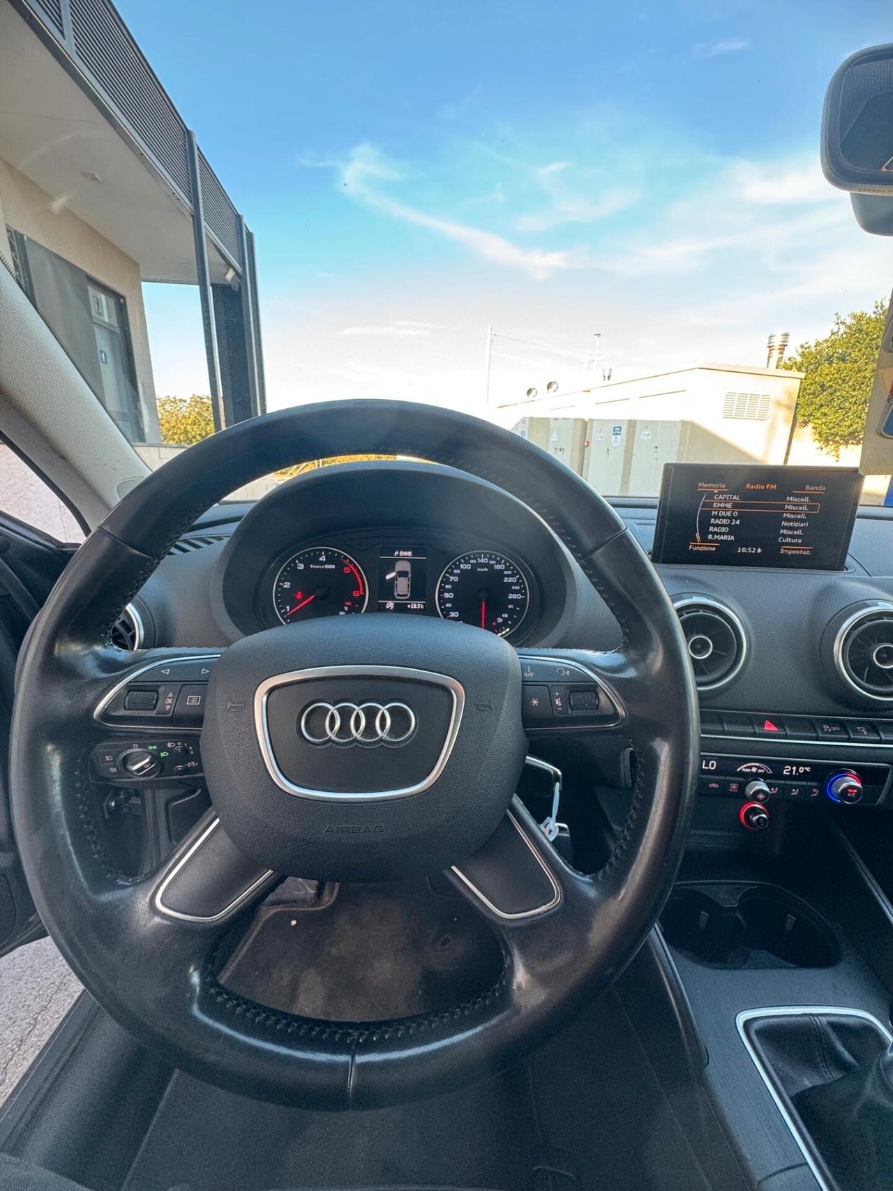 Audi A3 SPB 1.6 TDI Attraction