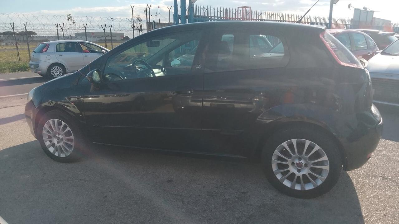 Fiat Punto Evo 1.3 DIESEL neo patentati