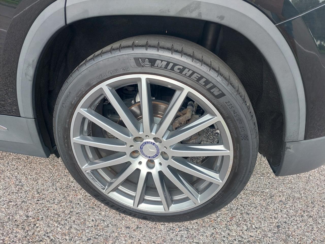 Mercedes-benz GLA 200 d Automatic Premium #MP