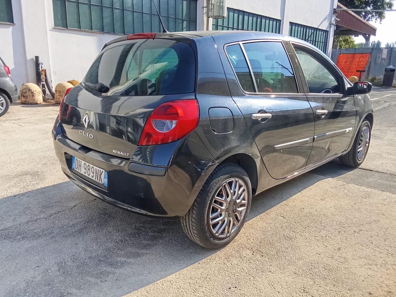 Renault Clio 1.2 16V 5 porte Rip Curl