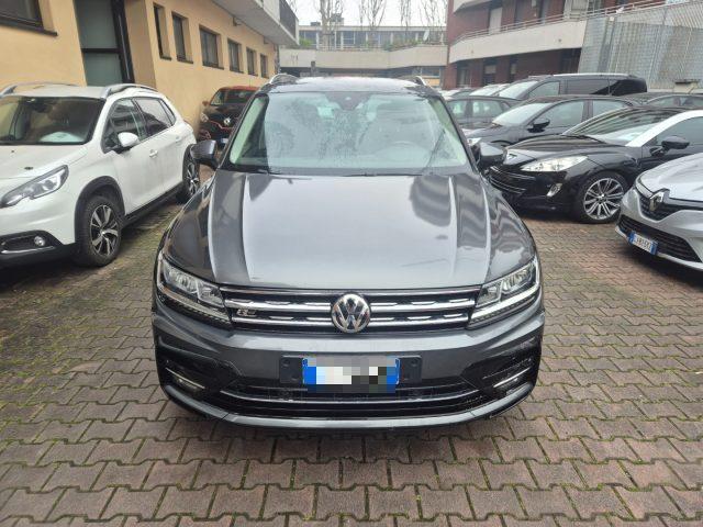 VOLKSWAGEN Tiguan 1.5 TSI 150 CV DSG Sport ACT BMT R-LINE GRANDINATA