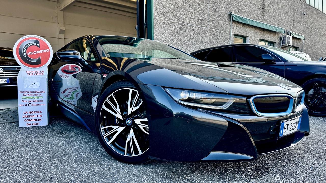 Bmw i8 hybrid full,pacchetto luci telecamera 360