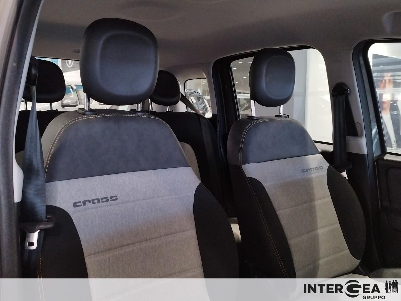 FIAT Panda 1.0 firefly hybrid City Cross s&s 70cv 5p.ti
