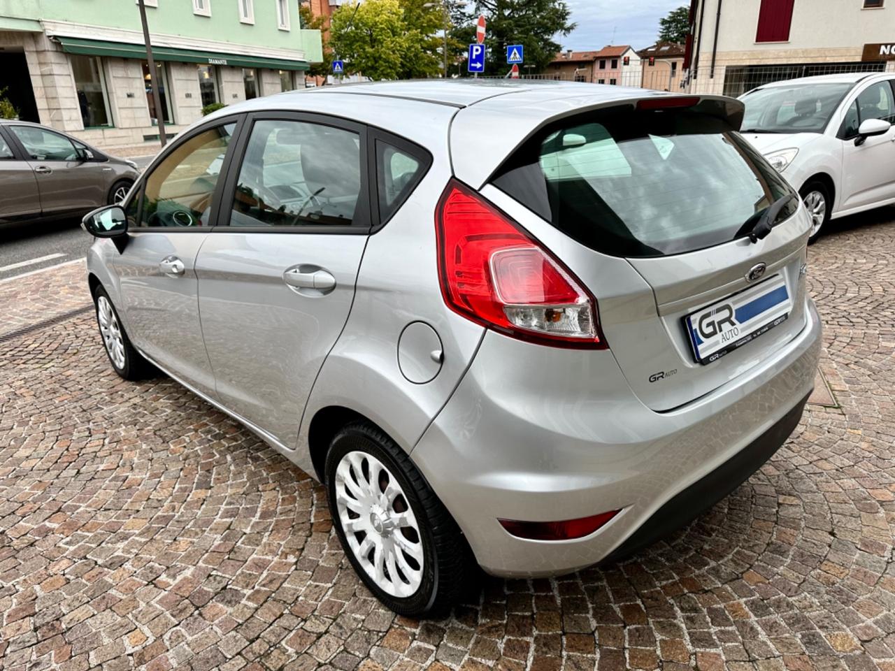 Ford Fiesta 1.5TDCi 75CV 5P Titanium - Neopatentati