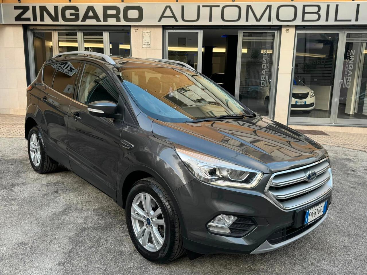 FORD KUGA 1.5 TDCI 120 CV. 2WD TITANIUM NAVI CERCHI PERFETTA