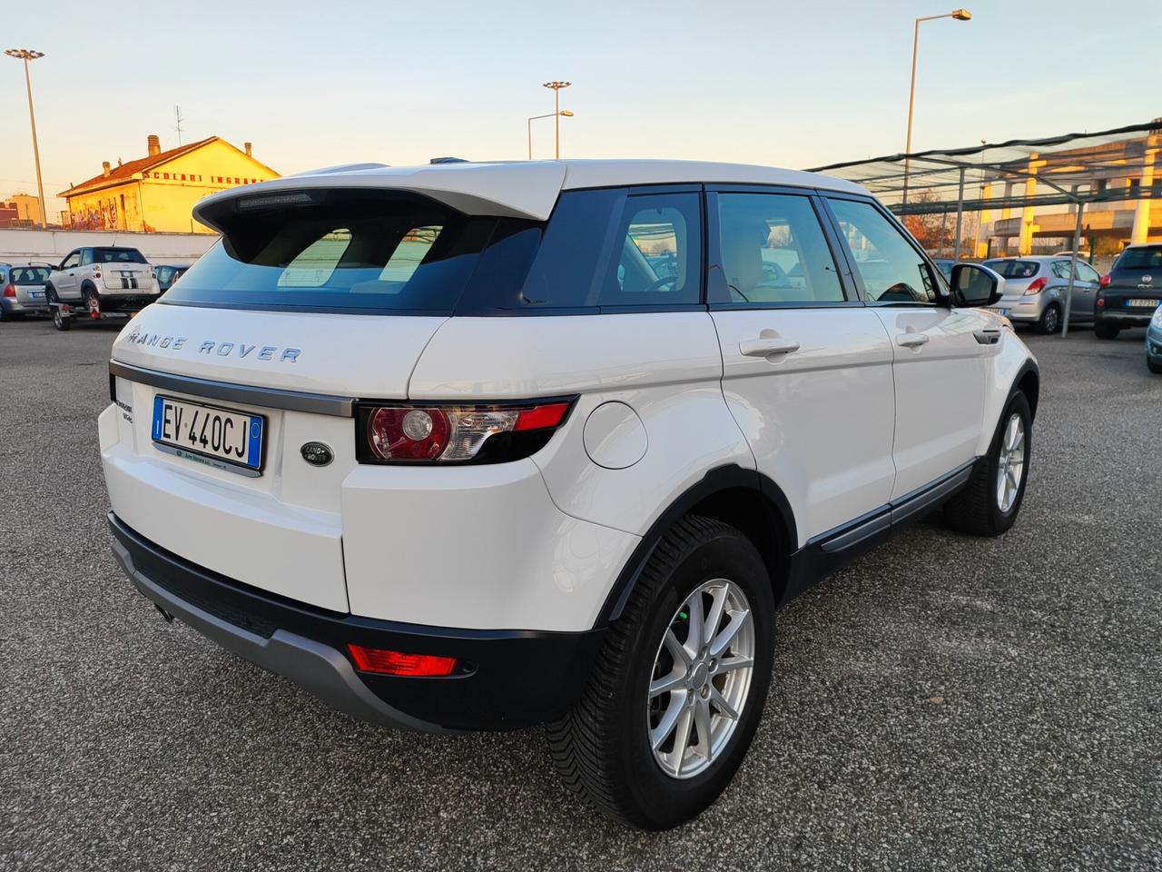 Land Rover Range Evoque 2.2 TD4 5p. Pure Automatica