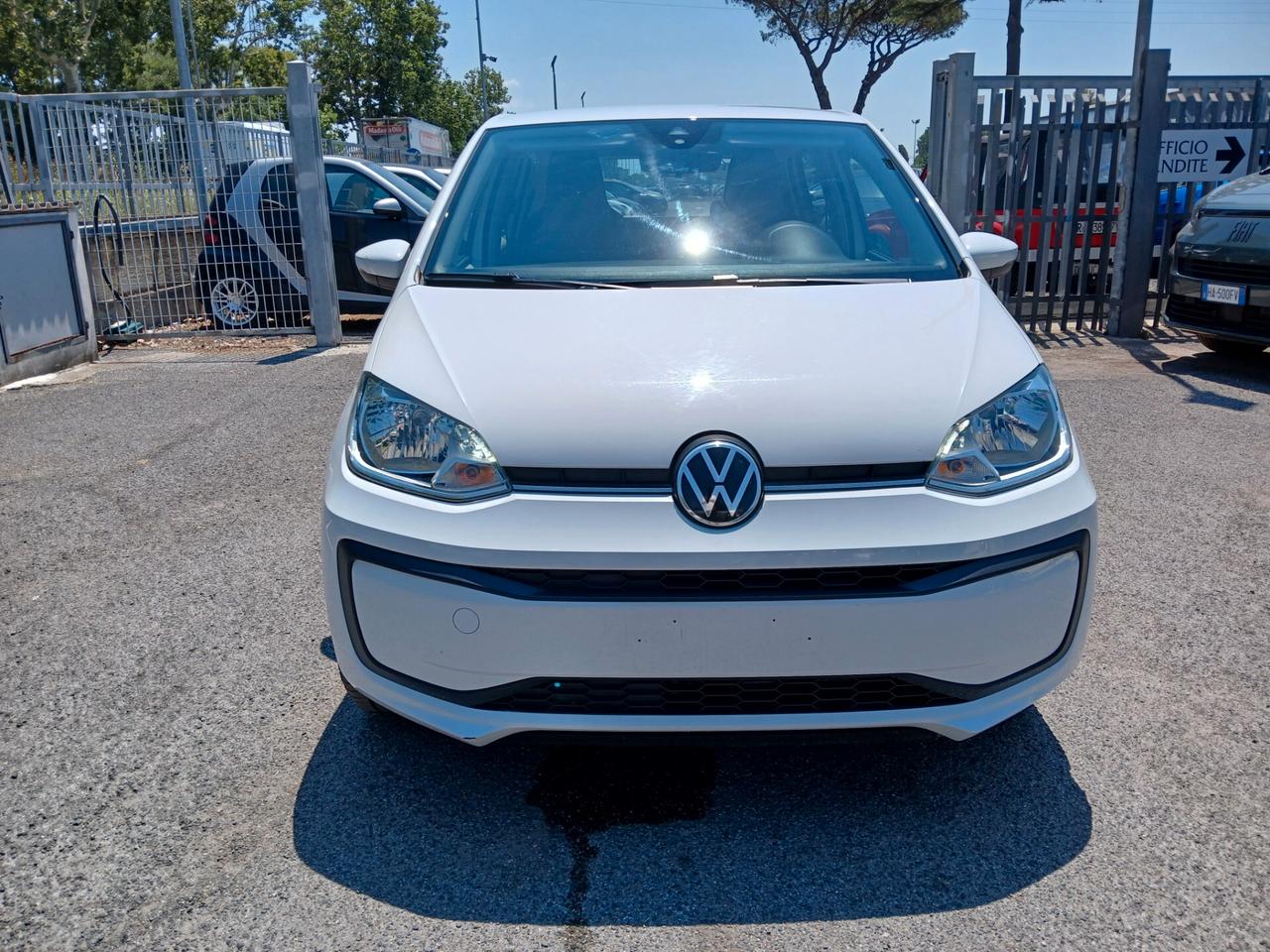 Volkswagen 1.0 5p. EVO beats up! BlueMotion Technology