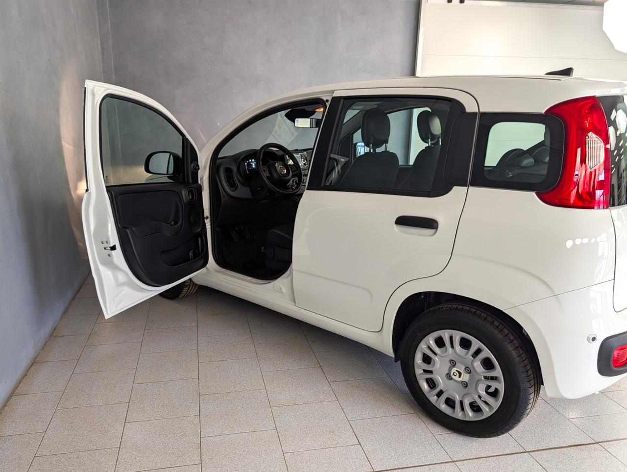 Fiat Panda 1.0 Hybrid 70cv Pandina Icon