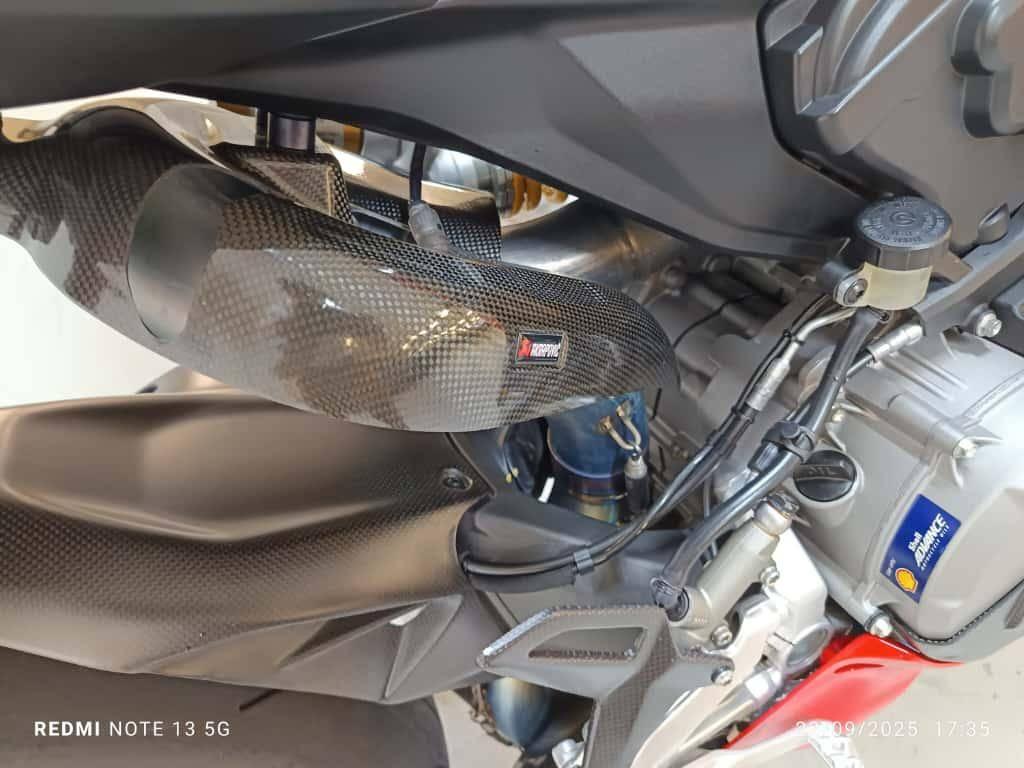 DUCATI Panigale V2 955 Red