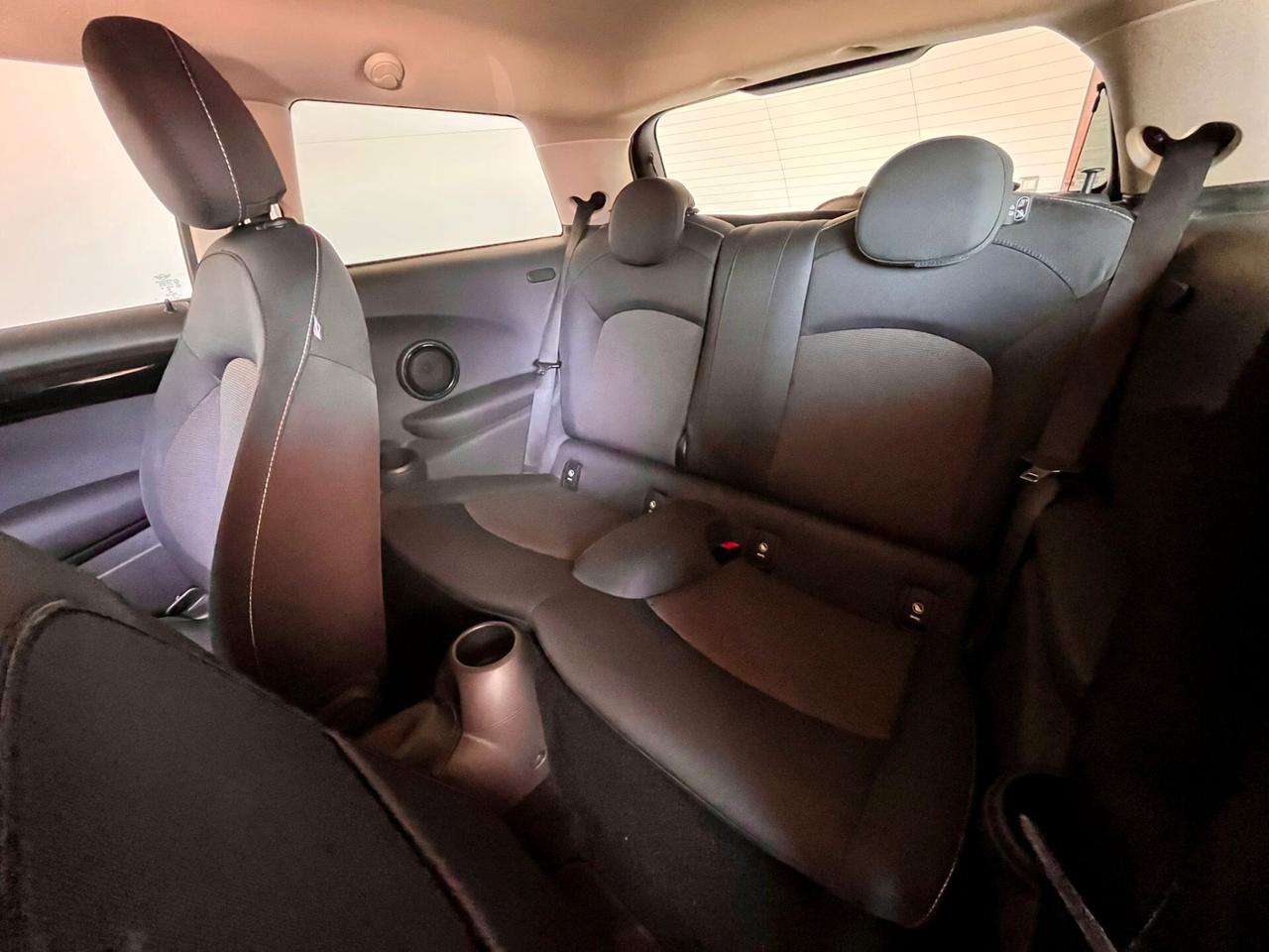 Mini 1.5 One D Business XL