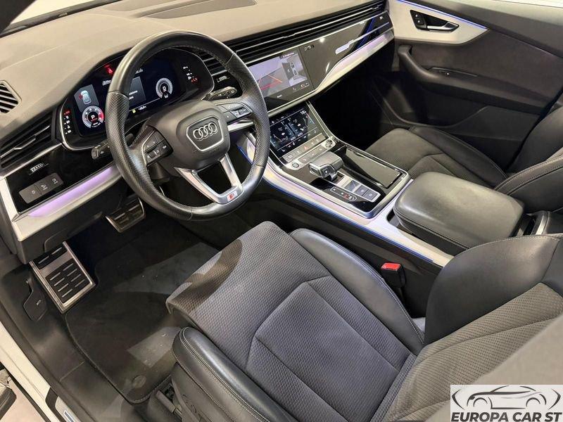 Audi Q8 50 TDI quattro tip. S Line Edition