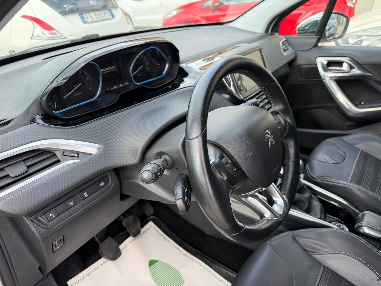 Peugeot 2008 1.6 e-HDi 115 CV Stop&Start Féline