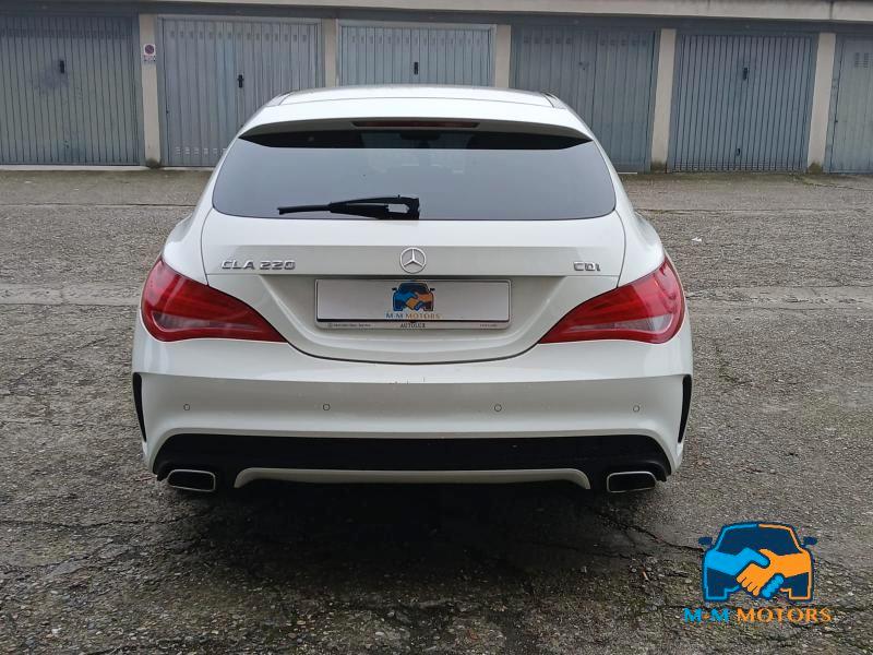 Mercedes CLA Shooting Brake 220 d (cdi) Premium auto