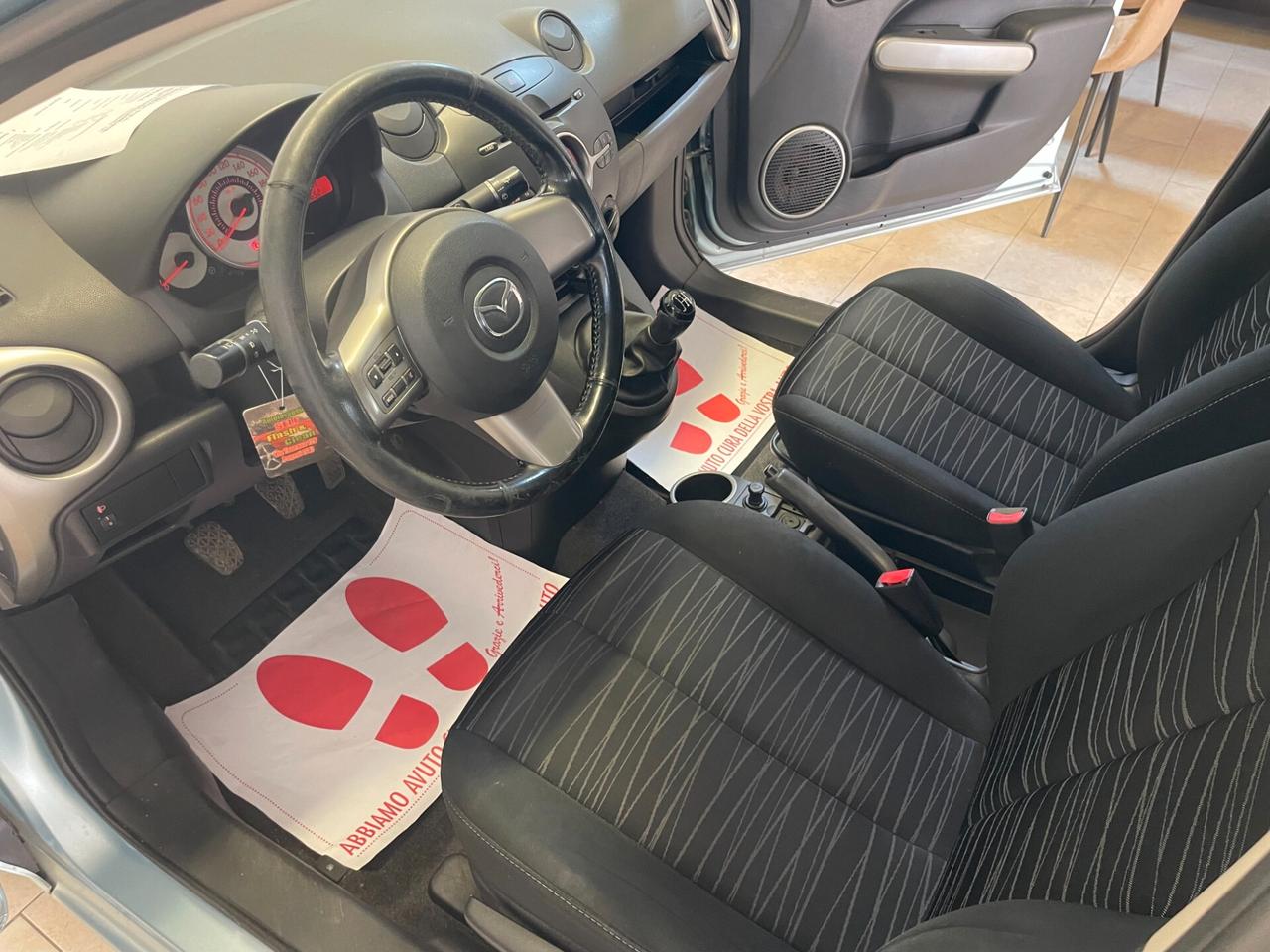 Mazda 2 1.3 5p. Fun FULL NEOPATENTATI TAGLIANDATA