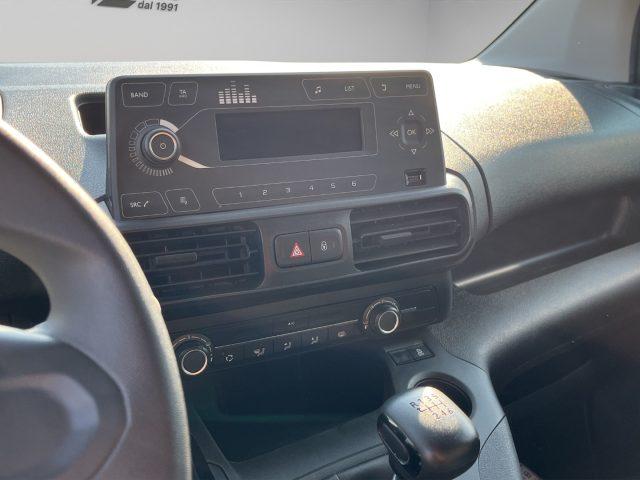 PEUGEOT Partner 100CV ALLESTITO 3 POSTI