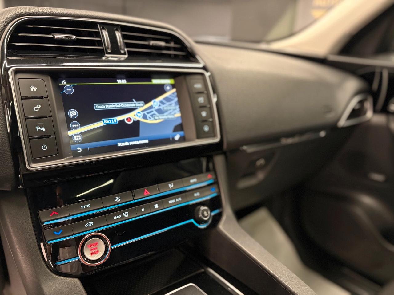 Jaguar F-Pace 3.0 D V6 300 CV AWD aut R-Sport